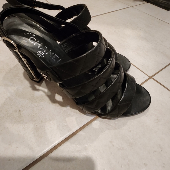CHANEL strappy heels 42/10 - Picture 7 of 7
